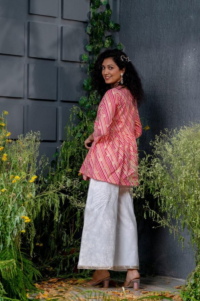 Rosa Shimmer Leheriya Indowestern Fusion Suit Set