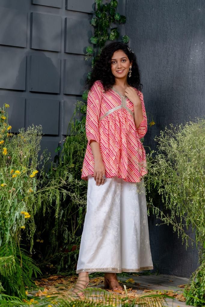 Rosa Shimmer Leheriya Indowestern Fusion Suit Set