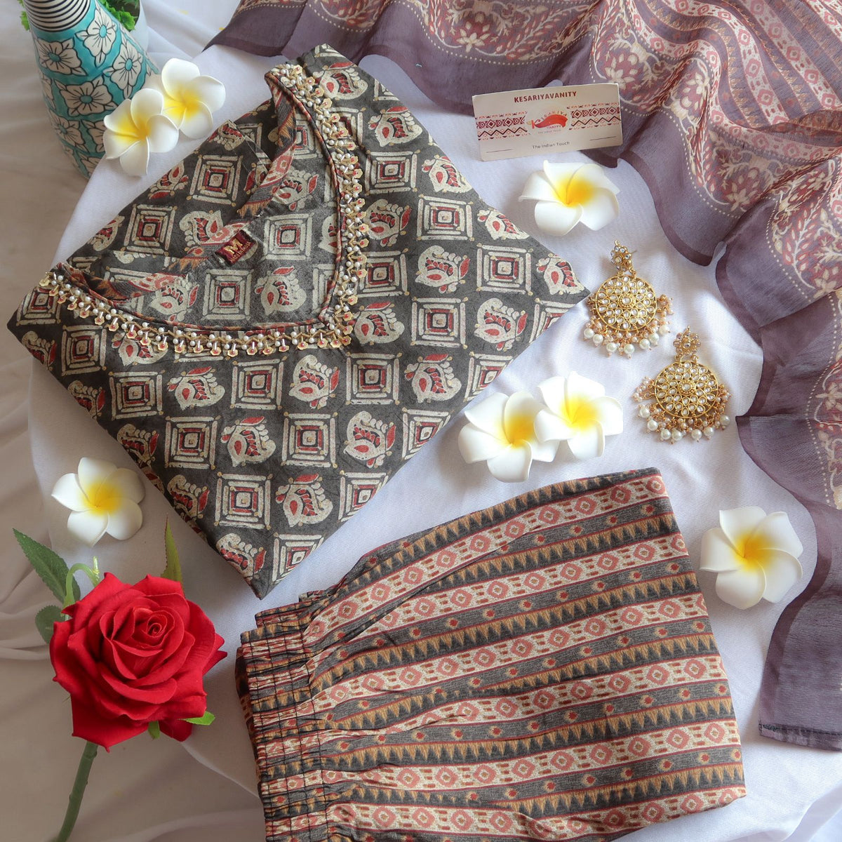 Saanjh Festive Special Suit Set