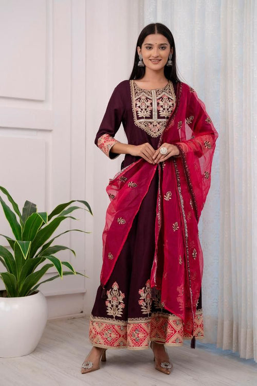 Banno Ki Saheli Suit Set - Mulberry